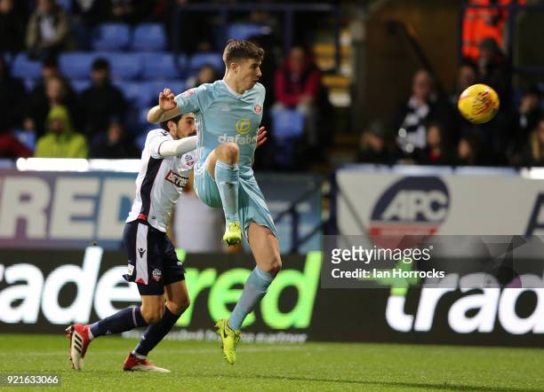 Paddy McNair of Sunderland controls the ball during the Sky Bet Championship match between Bolton Wanderers and Sunderland at Macron Stadium on...