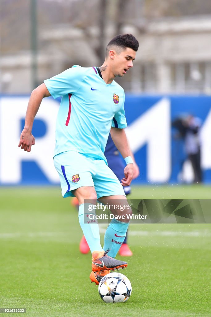 Paris Saint-Germain v FC Barcelona - Youth League U19