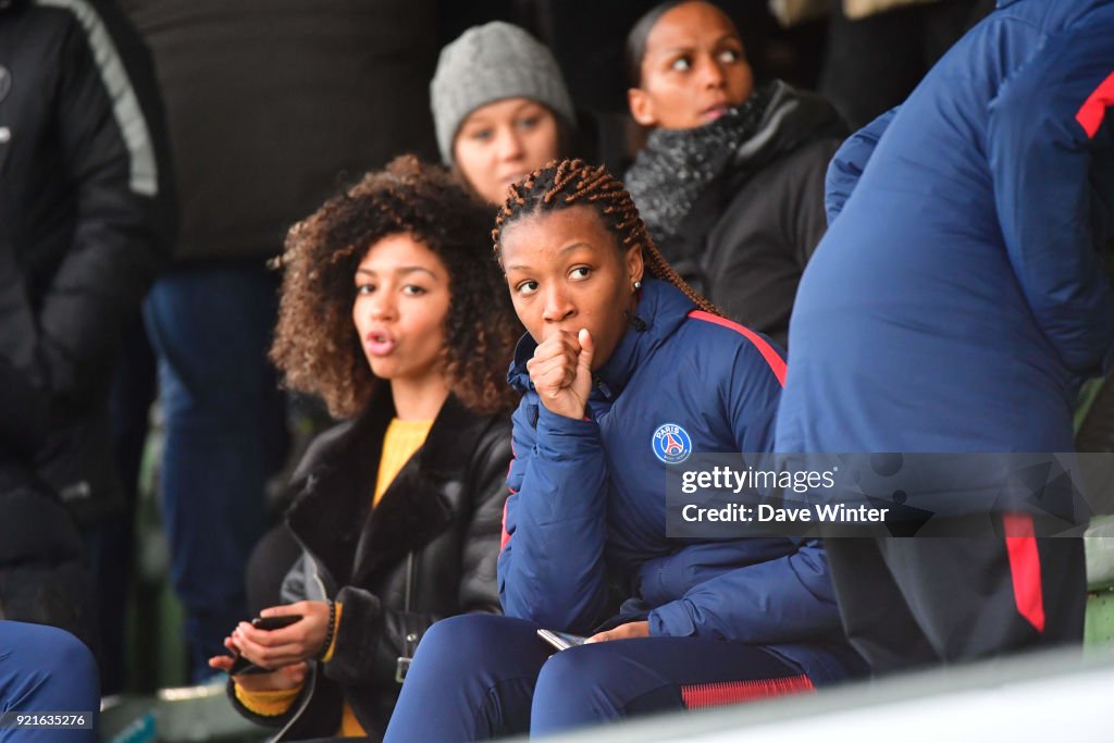 Paris Saint-Germain v FC Barcelona - Youth League U19