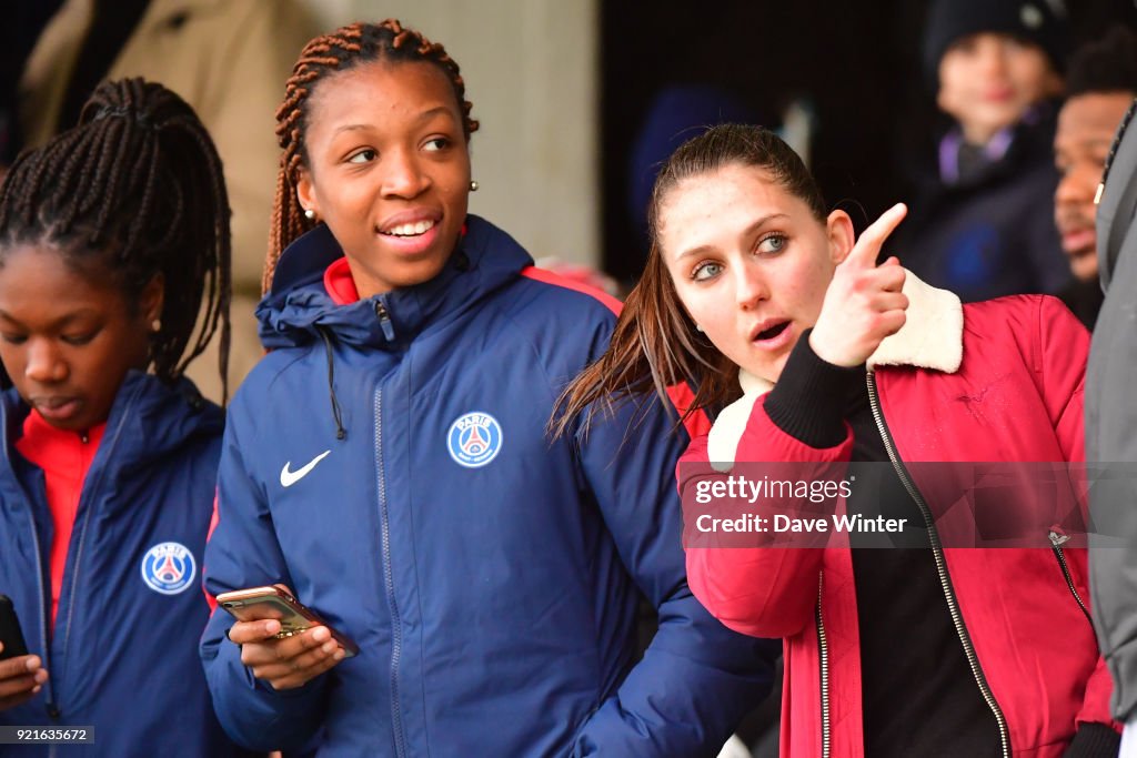 Paris Saint-Germain v FC Barcelona - Youth League U19