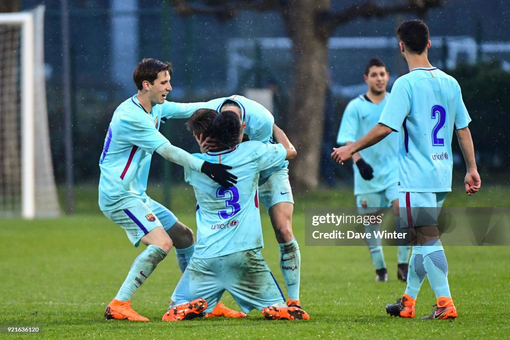 Paris Saint-Germain v FC Barcelona - Youth League U19