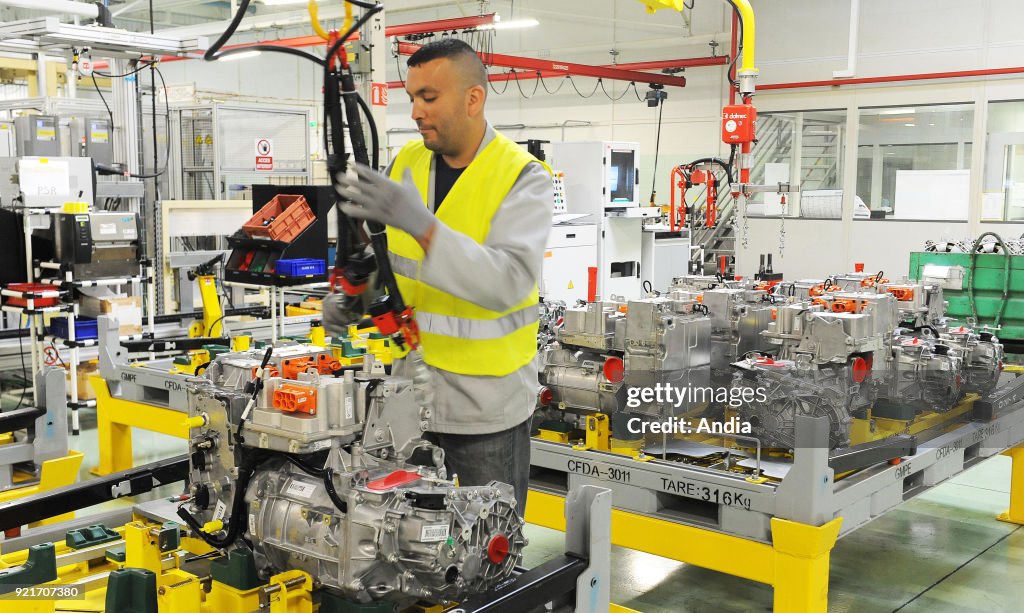 Production line of the R240 electric motors.