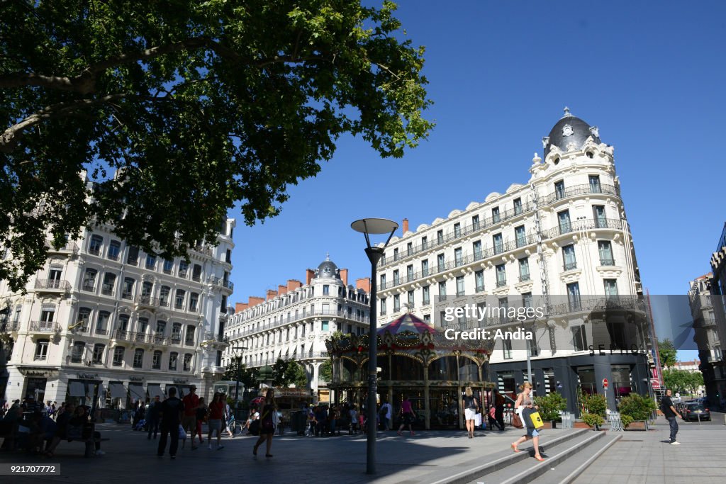 Place de la Republique' square.