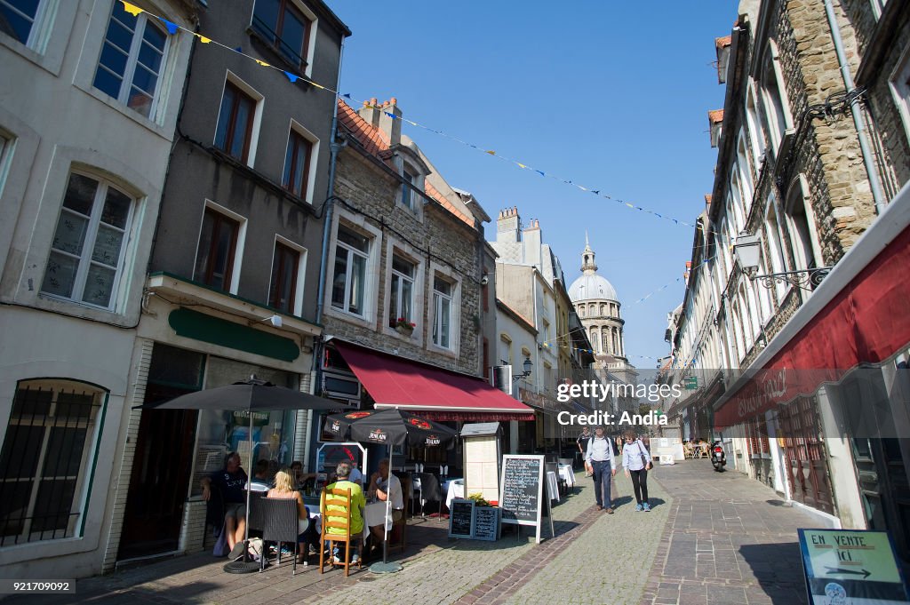 Boulogne-sur-Mer, 'rue de Lille' street.