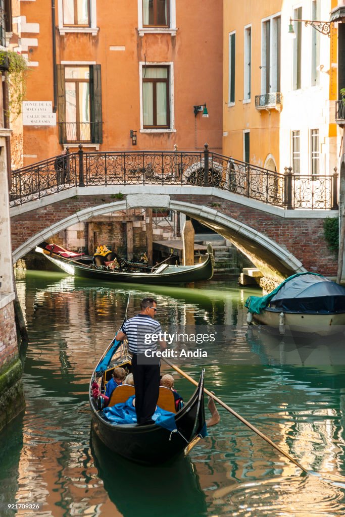 Gondolier in the district of Cannaregio.