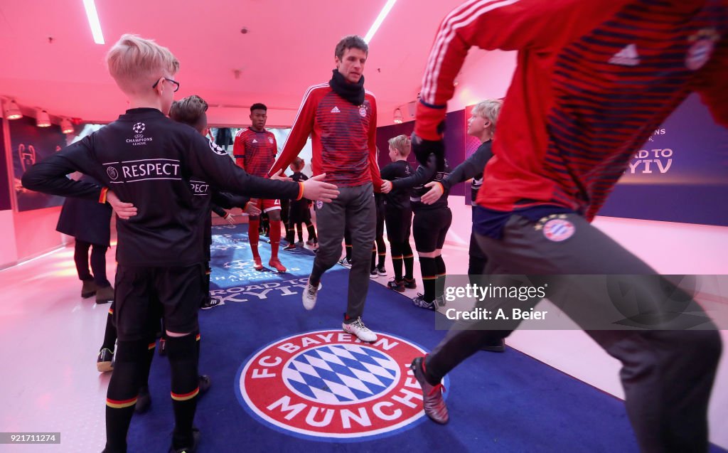 Bayern Muenchen v Besiktas - UEFA Champions League Round of 16: First Leg