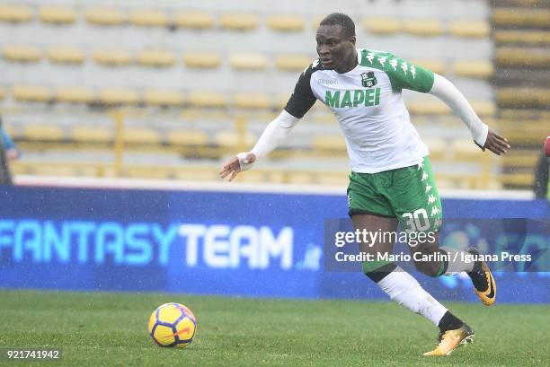 Kouma Babacar of US Sassuolo in action during the serie A match between Bologna FC and US Sassuolo at Stadio Renato Dall'Ara on February 18, 2018 in...