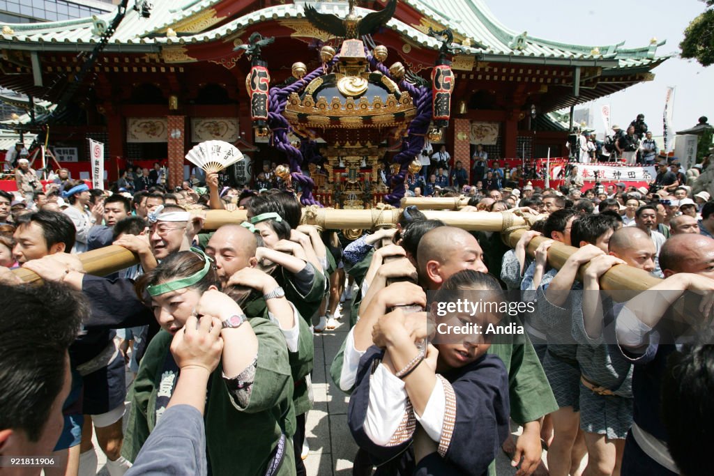 Kanda matsuri, Shinto festival.