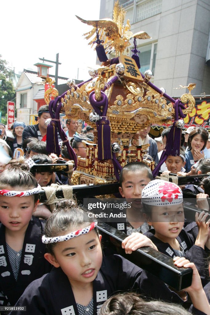 Kanda matsuri, Shinto festival.