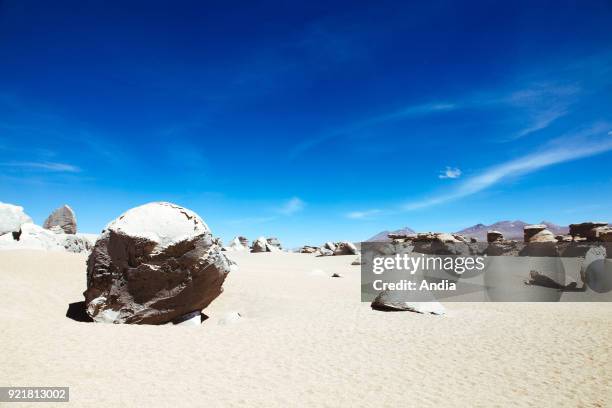 Sur Lipez or Sud Lipez Province, Altiplano of Bolivia, 2011: landscape of the Ciloli Desert with the Arbol de Piedra , an isolated rock formation.