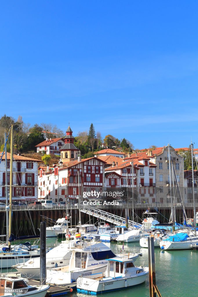 Ciboure, the marina.