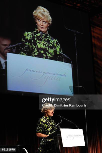 Actress Martha Plimpton speaks at The Princess Grace Awards Gala at Cipriani 42nd Street on October 21, 2009 in New York City.