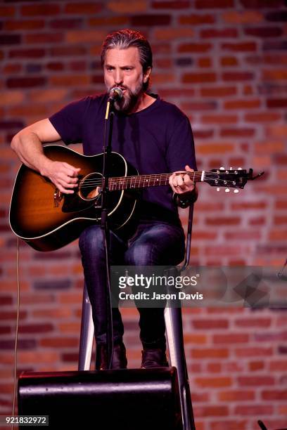 Singer/Songwriter Brett Warren performs onstage during the CMA Songwriters Series Celebrating CMA's 9th Annual Tripple Play Awards at Marathon Music...