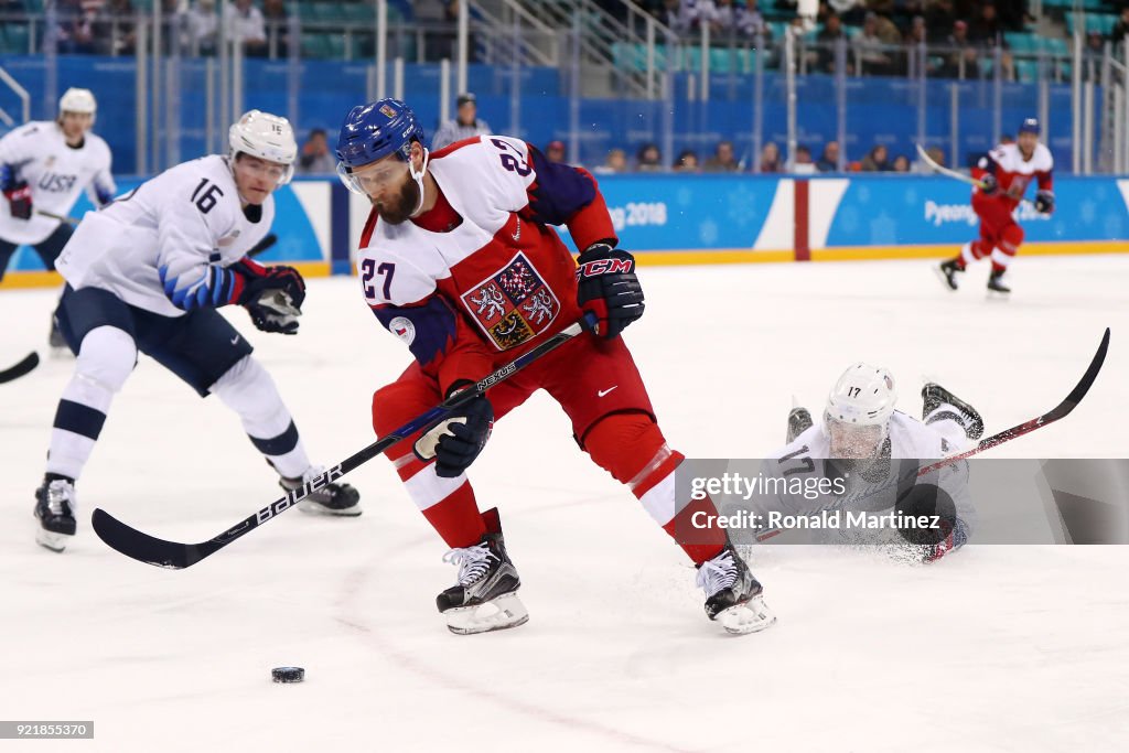 Ice Hockey - Winter Olympics Day 12