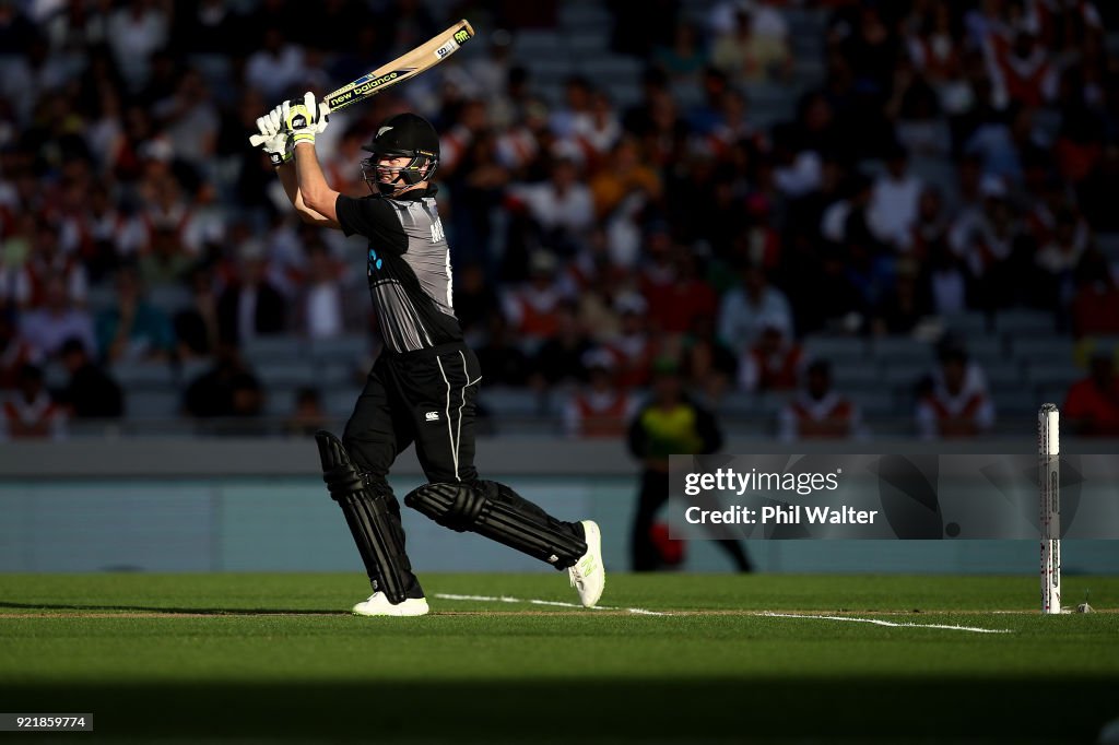 T20 Tri Series Final - New Zealand v Australia