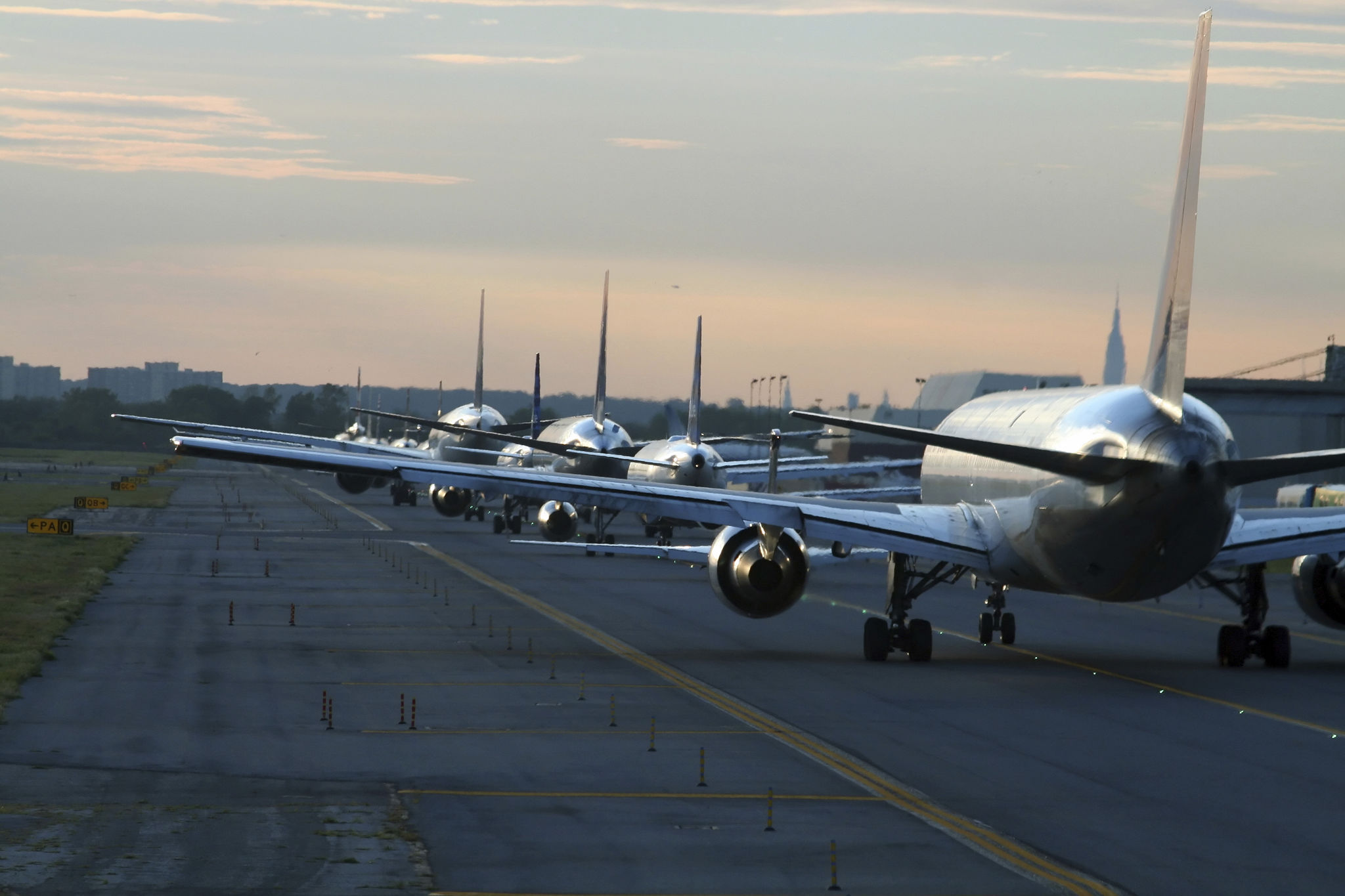 airport traffic