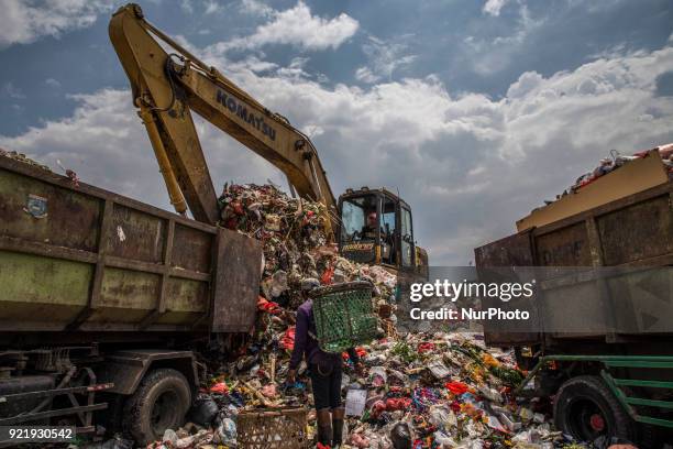 Cipeucang-South Tangerang wast land fill with total of area 1,7 hectare received total of 250 Tons garbage every day in Serpong, Bante, Indonesia on...