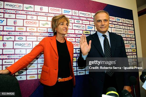 Francesca Menarini president of Bologna FC 1909 signs new coach Franco Colomba on October 22, 2009 in Bologna, Italy.