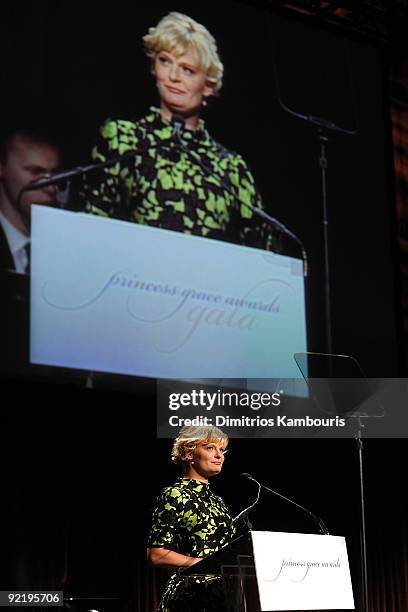 Actress Martha Plimpton speaks at The Princess Grace Awards Gala at Cipriani 42nd Street on October 21, 2009 in New York City.