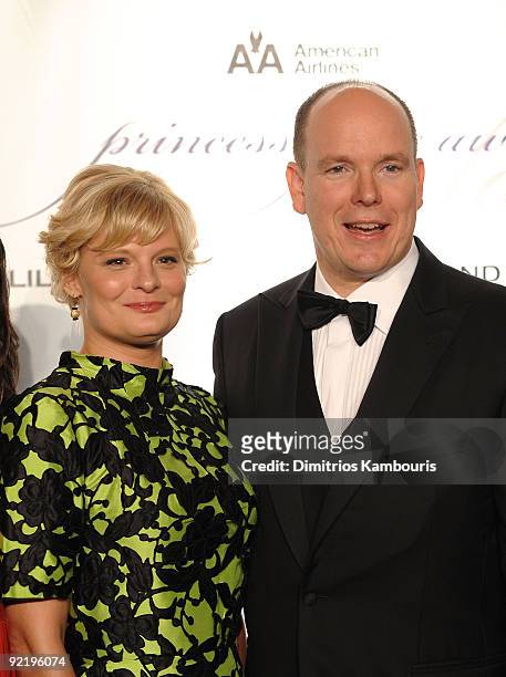 Actress Martha Plimpton and HSH Prince Albert II of Monaco attend The Princess Grace Awards Gala at Cipriani 42nd Street on October 21, 2009 in New...