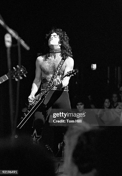 Singer-guitarist Paul Stanley of Kiss performs at Alex Cooley's Electric Ballroom on June 22, 1974 in Atlanta, Georgia.