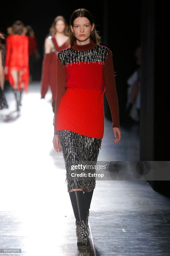 Christopher Kane - Runway - LFW February 2018