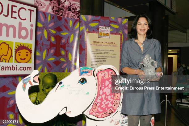 Bertin Osborne's wife, Fabiola Martinez, godmother of a Zambi Elephant attends a photocall on October 22, 2009 in Madrid, Spain.