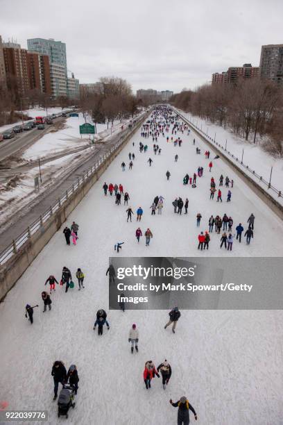 rideau canal, ottawa, canada. - ottawa people stock pictures, royalty-free photos & images