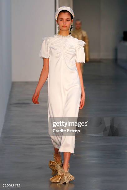 Model walks the runway at the Mother of Pearl show during London Fashion Week February 2018 at Newport Street Gallery on February 19, 2018 in London,...