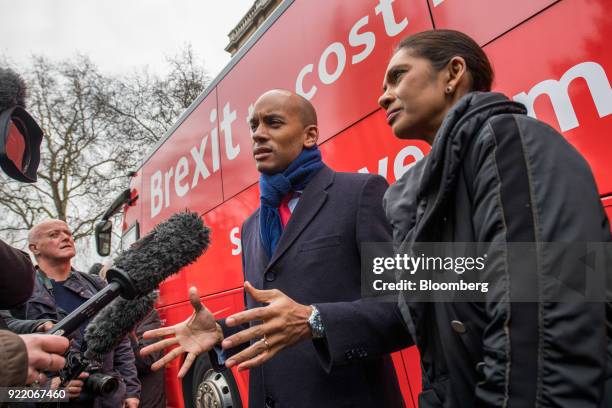 Anti-brexit campaigners Gina Miller, founding partner of SCM Private LLP, right, and Chuka Umunna, U.K. Lawmaker for the opposition Labour party,...