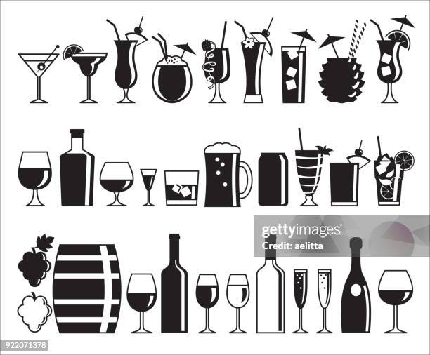 stockillustraties, clipart, cartoons en iconen met alcohol drinken pictogrammen - coconuts vector