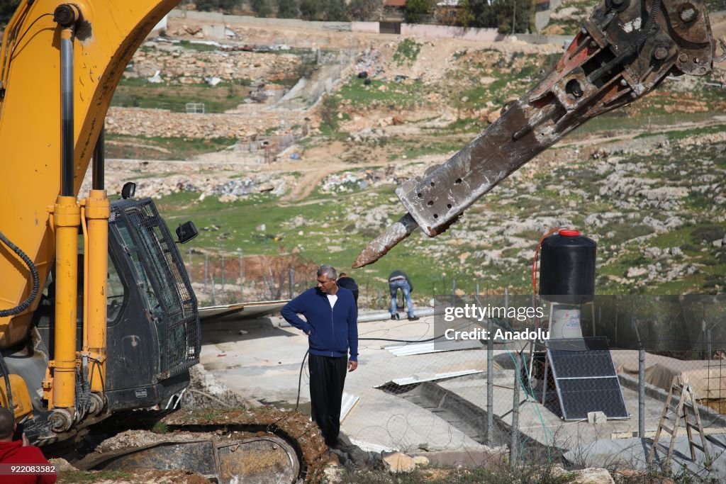 Israeli army demolishes Palestinian's house in Jerusalem