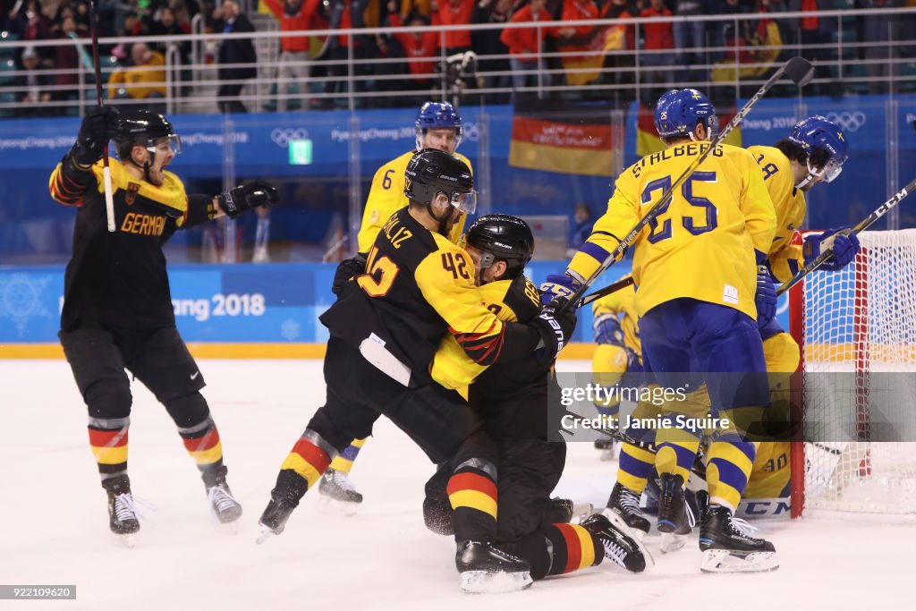 Ice Hockey - Winter Olympics Day 12