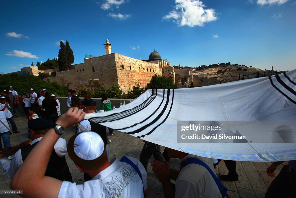 Israel Denies Accusations Of Excavations Under Temple Mount