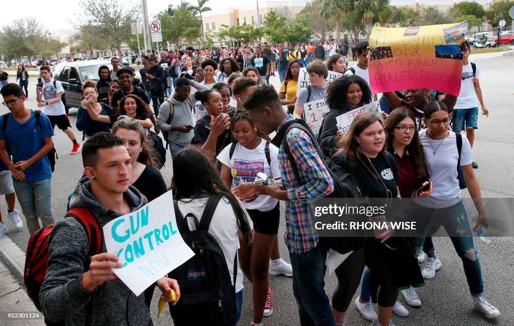 US-CRIME-SHOOTING-PROTESTS