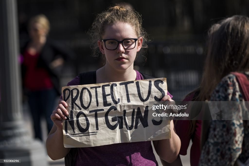 Students Protest outside White House for Gun Control after Parkland Mass Shooting