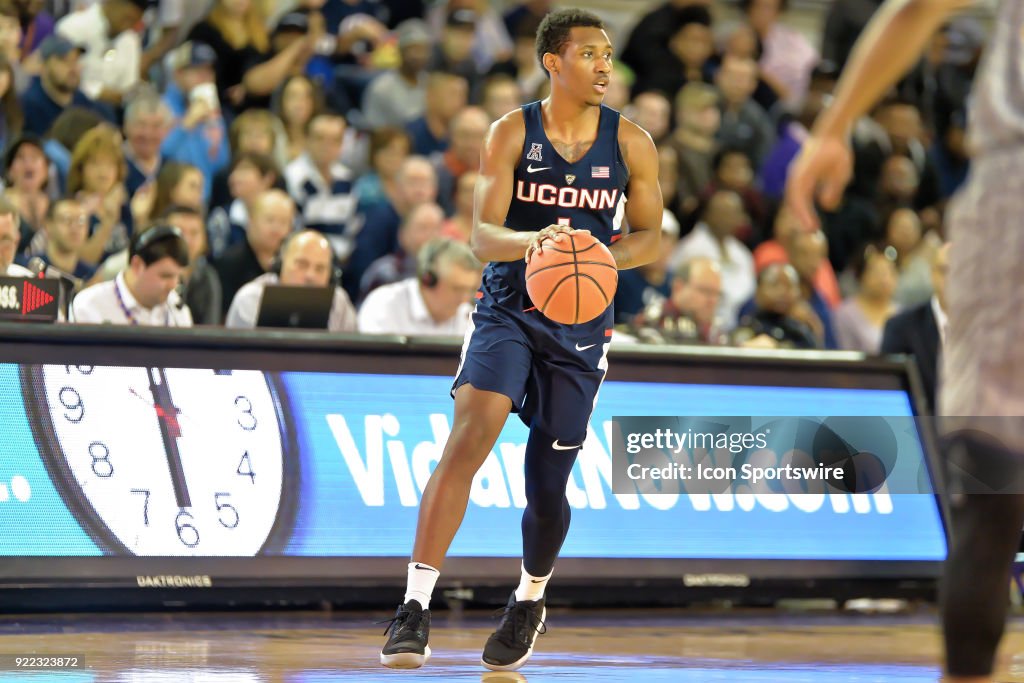 COLLEGE BASKETBALL: FEB 18 UConn at East Carolina