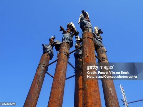 wellhead christmas tree - wellhead stock pictures, royalty-free photos & images