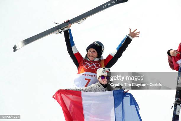 Marie Martinod of France after winning the silver medal celebrates with daughter Melirose during the Freestyle Skiing - Ladies' Ski Halfpipe Final at...