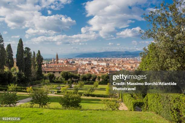 oltrarno, santo spirito district, giardino (garden) di boboli, the west part of the garden, the town with the chiesa (church) di santo spirito on the background - florence italy city stock pictures, royalty-free photos & images