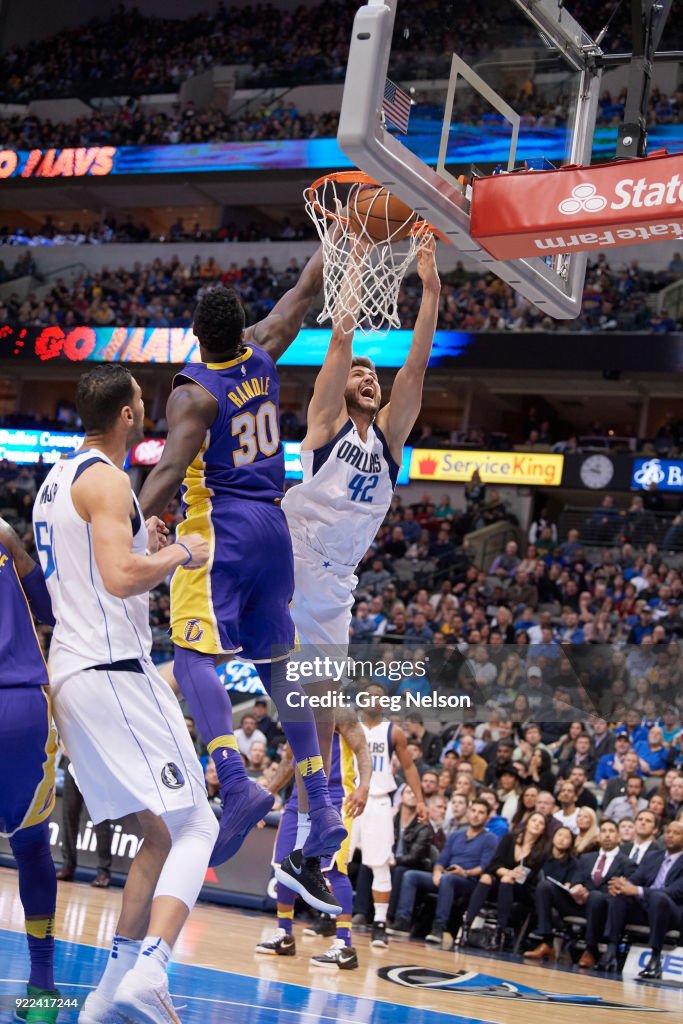 Dallas Mavericks vs Los Angeles Lakers