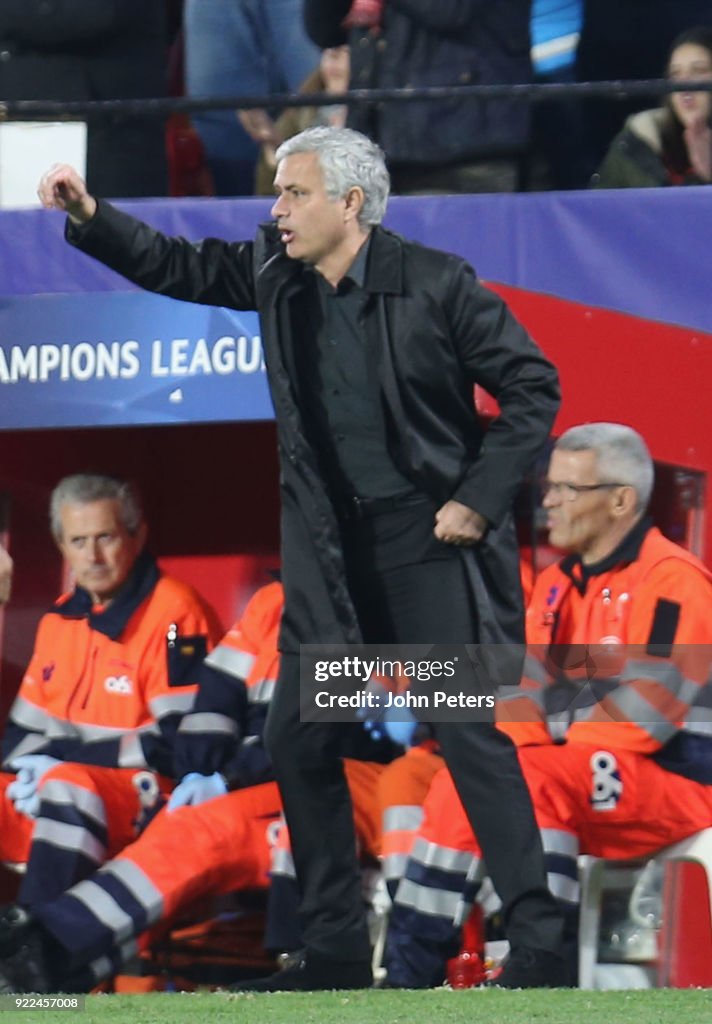 Sevilla FC v Manchester United - UEFA Champions League Round of 16: First Leg