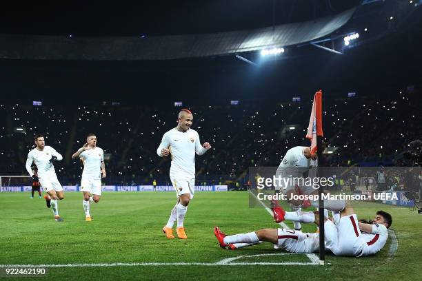 Cengiz Under of AS Roma celebrates his goal with team-mates during the UEFA Champions League Round of 16 First Leg match between Shakhtar Donetsk and...
