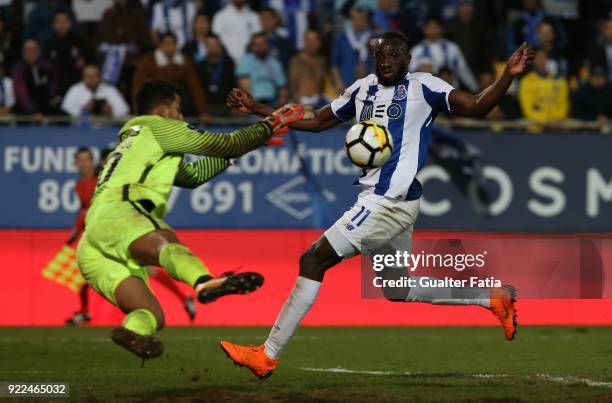 Porto forward Moussa Marega from Mali with GD Estoril Praia goalkeeper Renan Ribeiro from Brazil in action during the Primeira Liga match between GD...