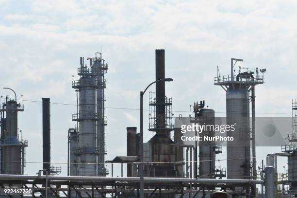 Senator Ted Cruz rallies for a change in the renewable fuel standard during a visit of the bankrupt refinery of Philadelphia Energy Solutions, in...