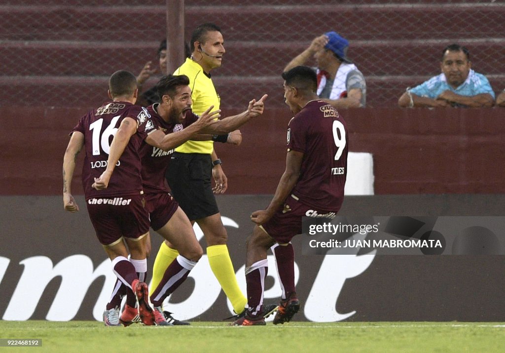 FBL-SUDAMERICANA-LANUS-CRISTAL