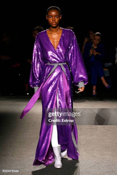 Model walks the runway at the Natasha Zinko show during London Fashion Week February 2018 at The Queen Elizabeth II Conference Centre on February 20,...