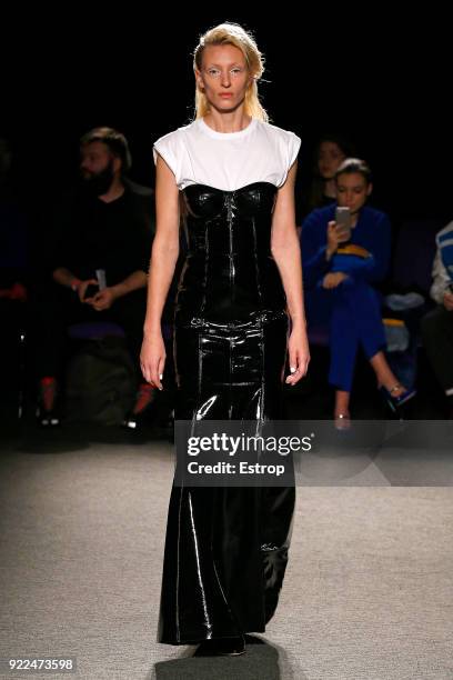 Model walks the runway at the Natasha Zinko show during London Fashion Week February 2018 at The Queen Elizabeth II Conference Centre on February 20,...