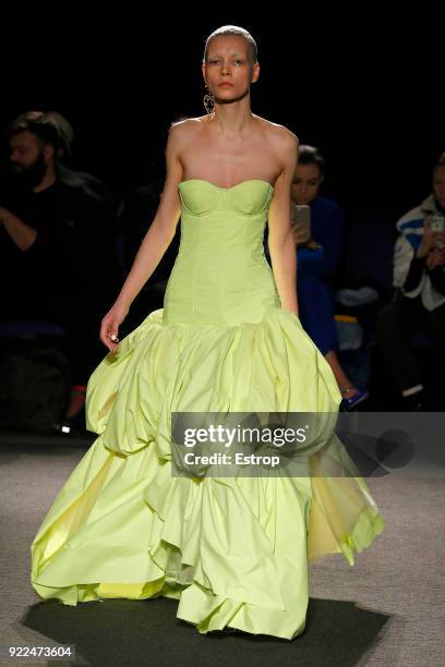 Model walks the runway at the Natasha Zinko show during London Fashion Week February 2018 at The Queen Elizabeth II Conference Centre on February 20,...