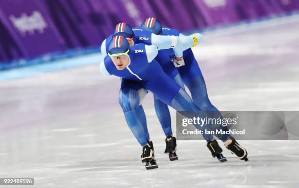 Bokko Havard, Sverre Lunde Pedersen and Simen Spieler Nilsen of Norway compete against Republic of Korea in the final of the Men's Team Pursuit at...